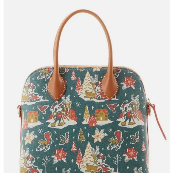 - 🎄Disney Dooney & Bourke Christmas
2022 Mickey and Minnie Mouse
Satchel … - Picture 2 of 10